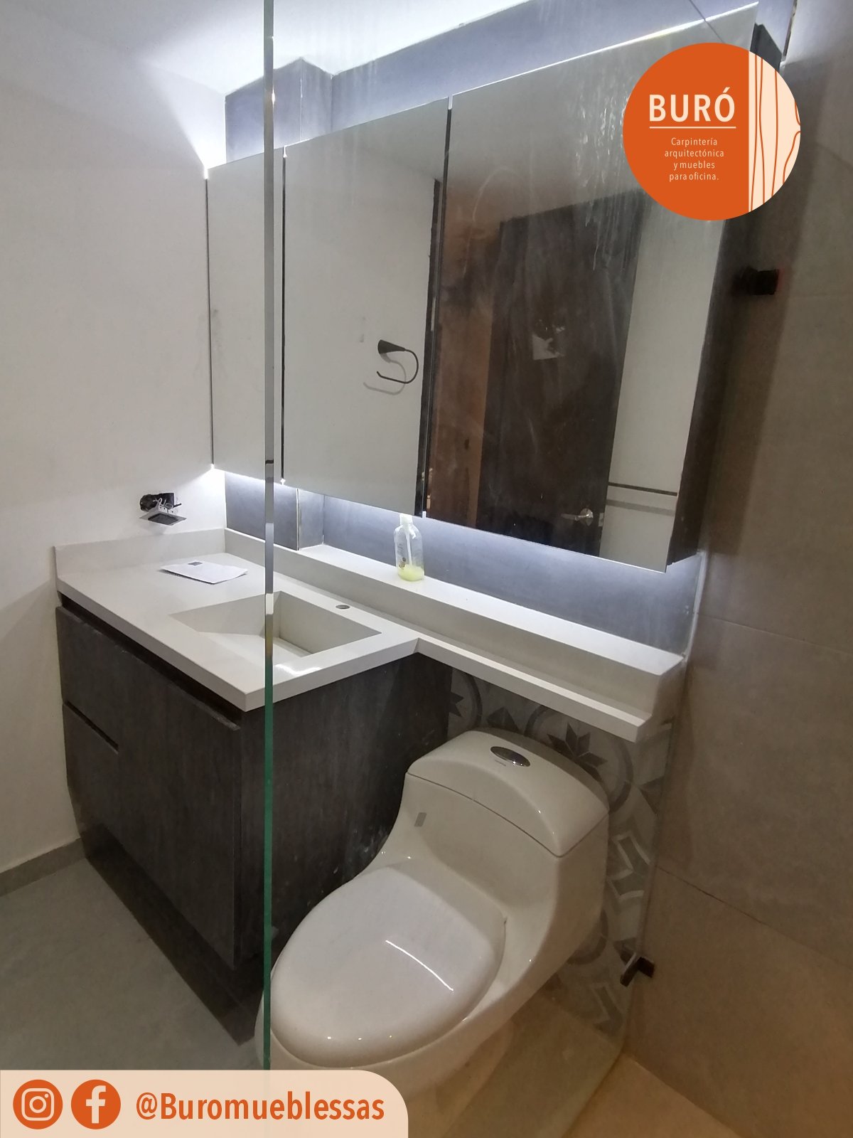 Mueble de baño flotante meson guitarra 0.jpg